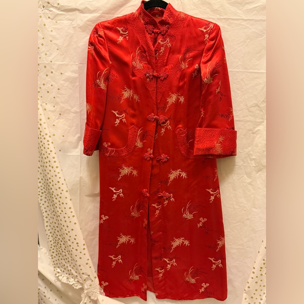 Vintage Elegant Red Embroidered Kimono